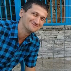 Валерий, 44