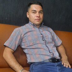 Гоша, 35