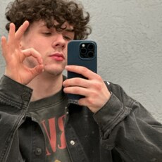 Тарас, 21