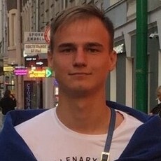 Денис, 21