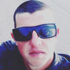 Артур, 27