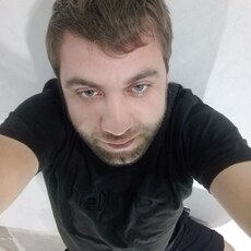 Ярослав, 33