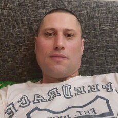 Максим, 42