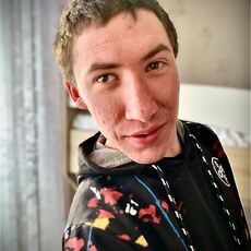 Гена, 28