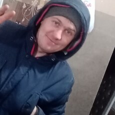 Денис, 27