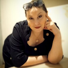 Марта, 43