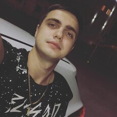 Дмитрий, 24