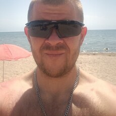 Эдик, 40