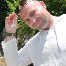 Вадик, 32