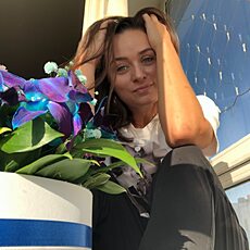 Ника, 35