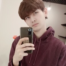 Паша, 22