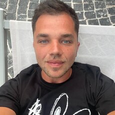 Владимир, 35