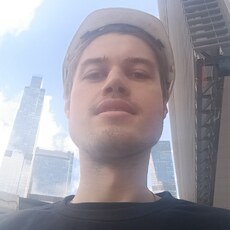 Даня, 26