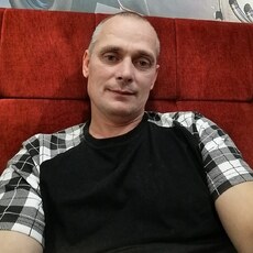 Сева, 44