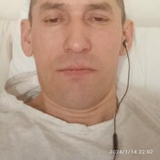 Олег, 40