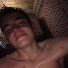 Вадик, 19
