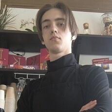 Толя, 20
