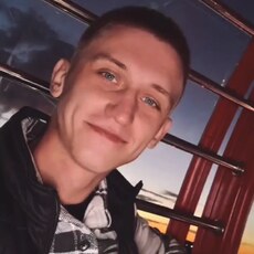Денис, 23