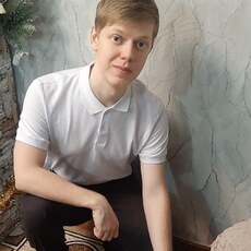 Паша, 26
