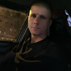 Геннадий, 32