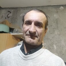Эмиль, 60