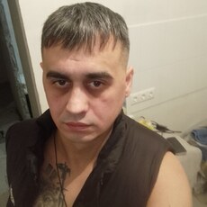 Лев, 38