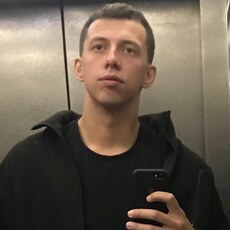 Григорий, 32