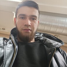 Тимур, 28