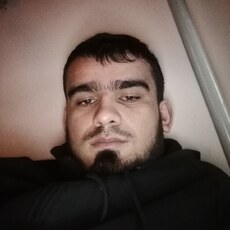 Гена, 26