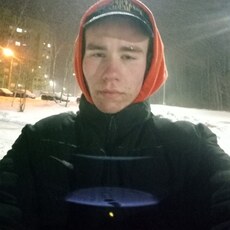 Евгений, 25