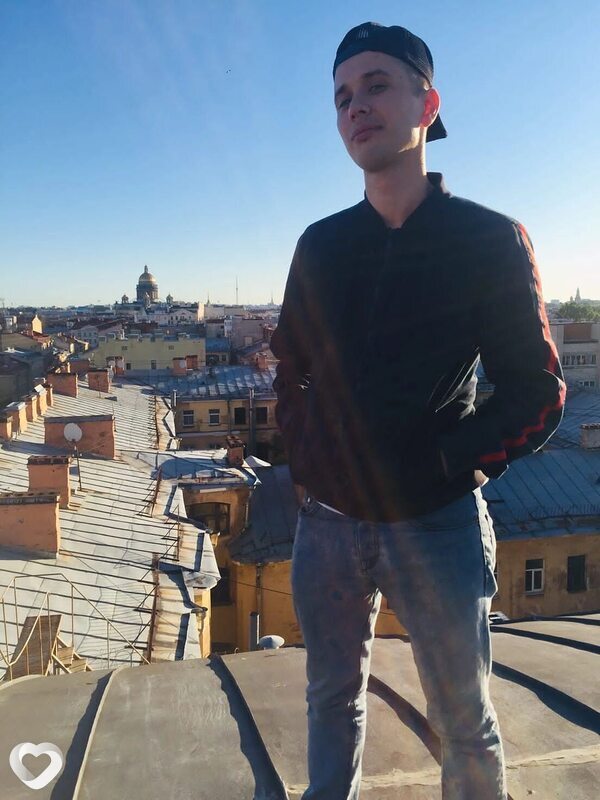 Максим