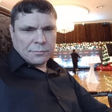 Виталя, 48