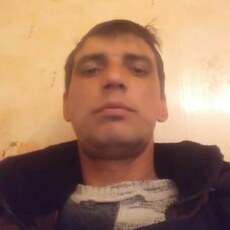 Толя, 43