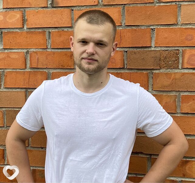 Виктор