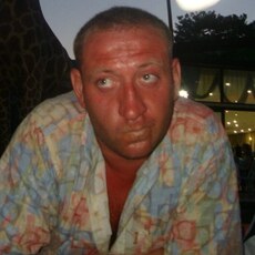 Михаил, 44