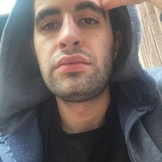 Боря, 25