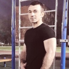 Сева, 29