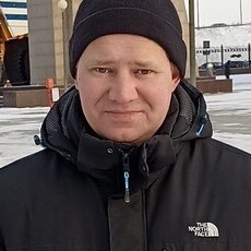 Миша, 44