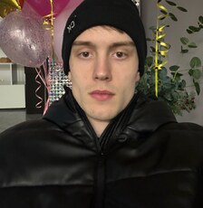 Роман, 24