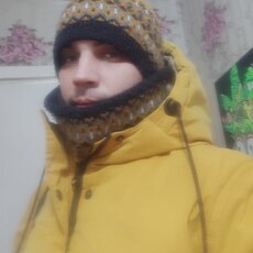 Юрий, 27