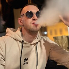 Анатолий, 25