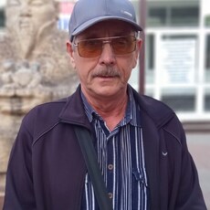 Михаил, 62
