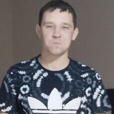 Андрюха, 27