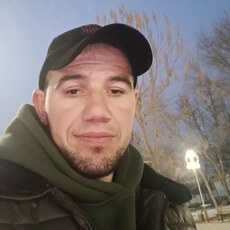 Степан, 33