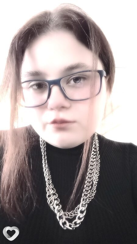 Юля