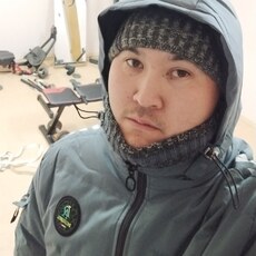 Олег, 32
