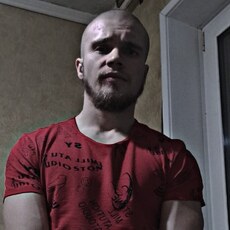 Назар, 23