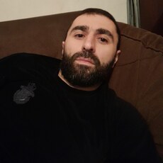 Борис, 34