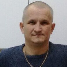 Юра, 44