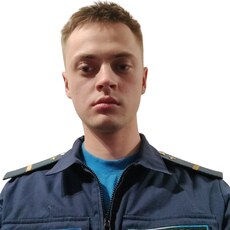Роман, 23
